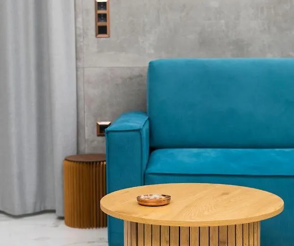 Daire Onyx Stylish #northsky *